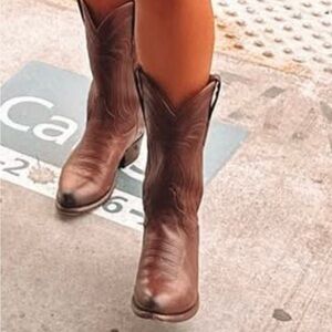 WOMENS TECOVAS- THE JAMIE